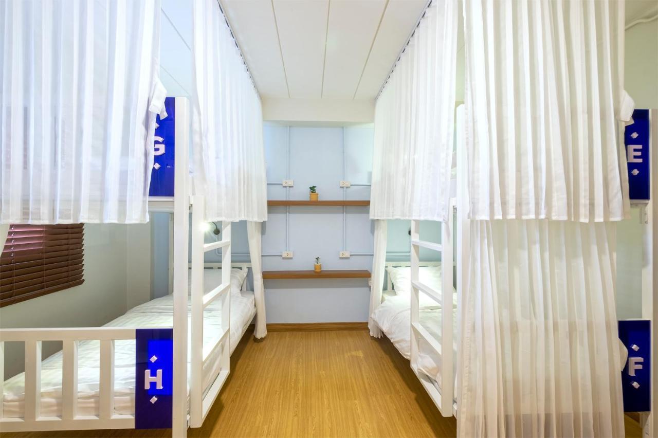 Bed Friends Poshtel Hostel Chiang Rai Bagian luar foto