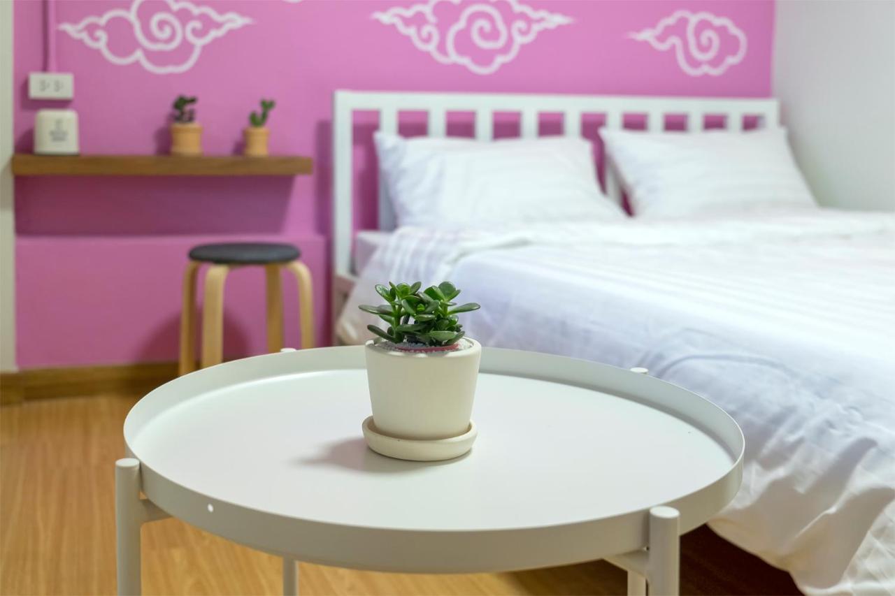 Bed Friends Poshtel Hostel Chiang Rai Bagian luar foto