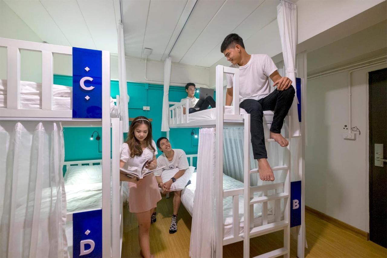 Bed Friends Poshtel Hostel Chiang Rai Bagian luar foto