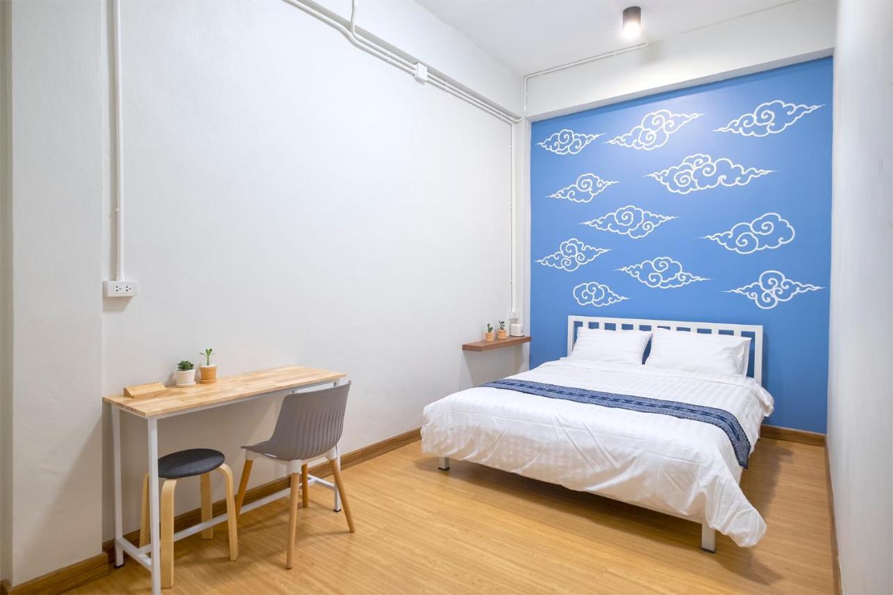 Bed Friends Poshtel Hostel Chiang Rai Bagian luar foto